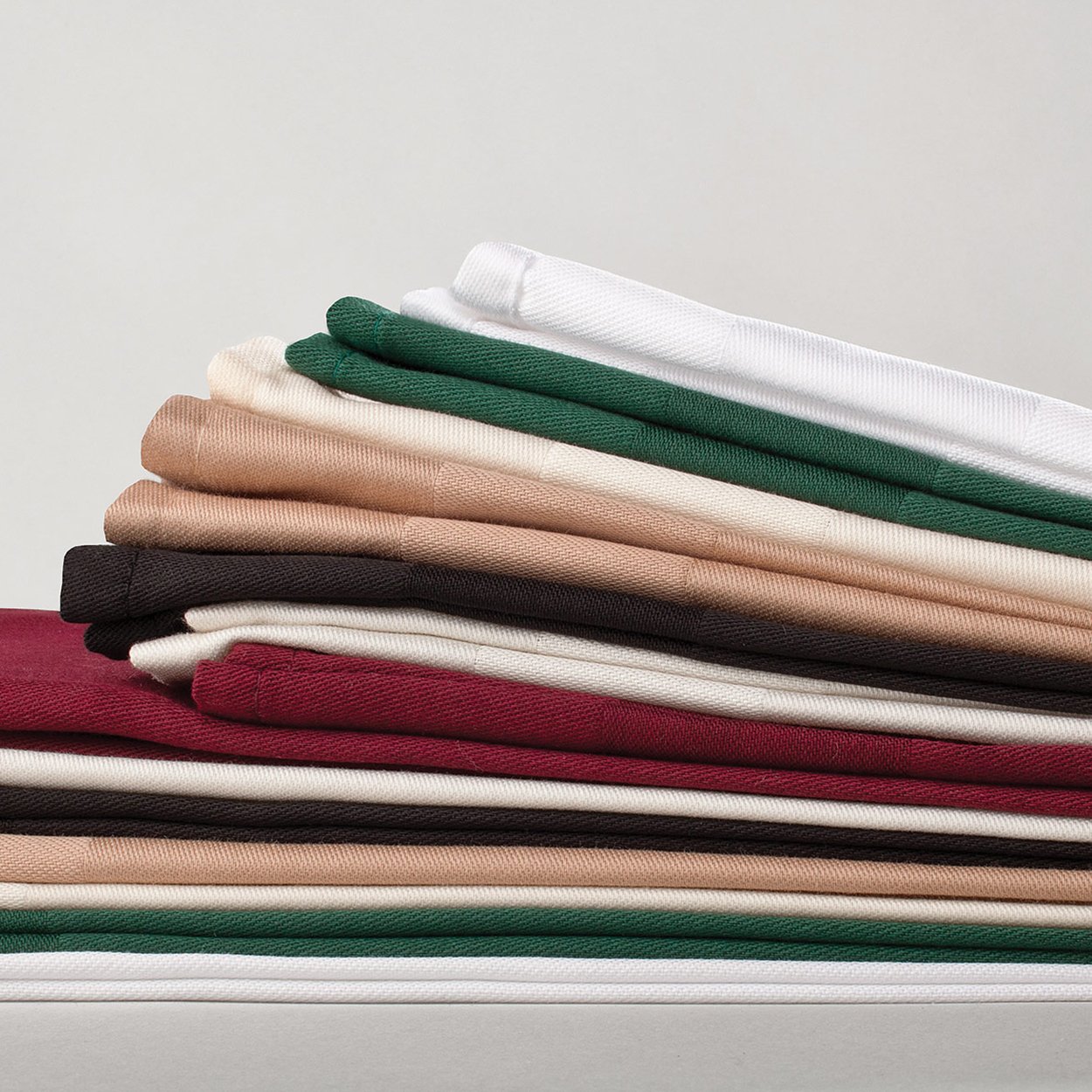 Table-Linen-Satin-Band-Napery-03.jpg