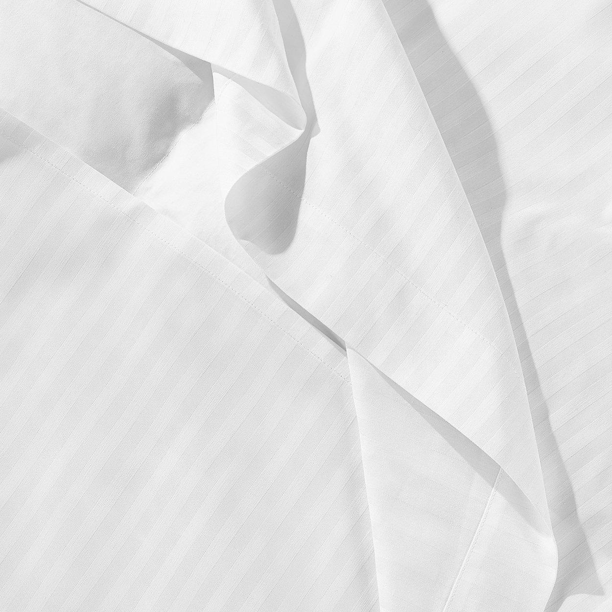 DuvetCover-ComforTwill-EnvelopeClosure-Detail.jpg