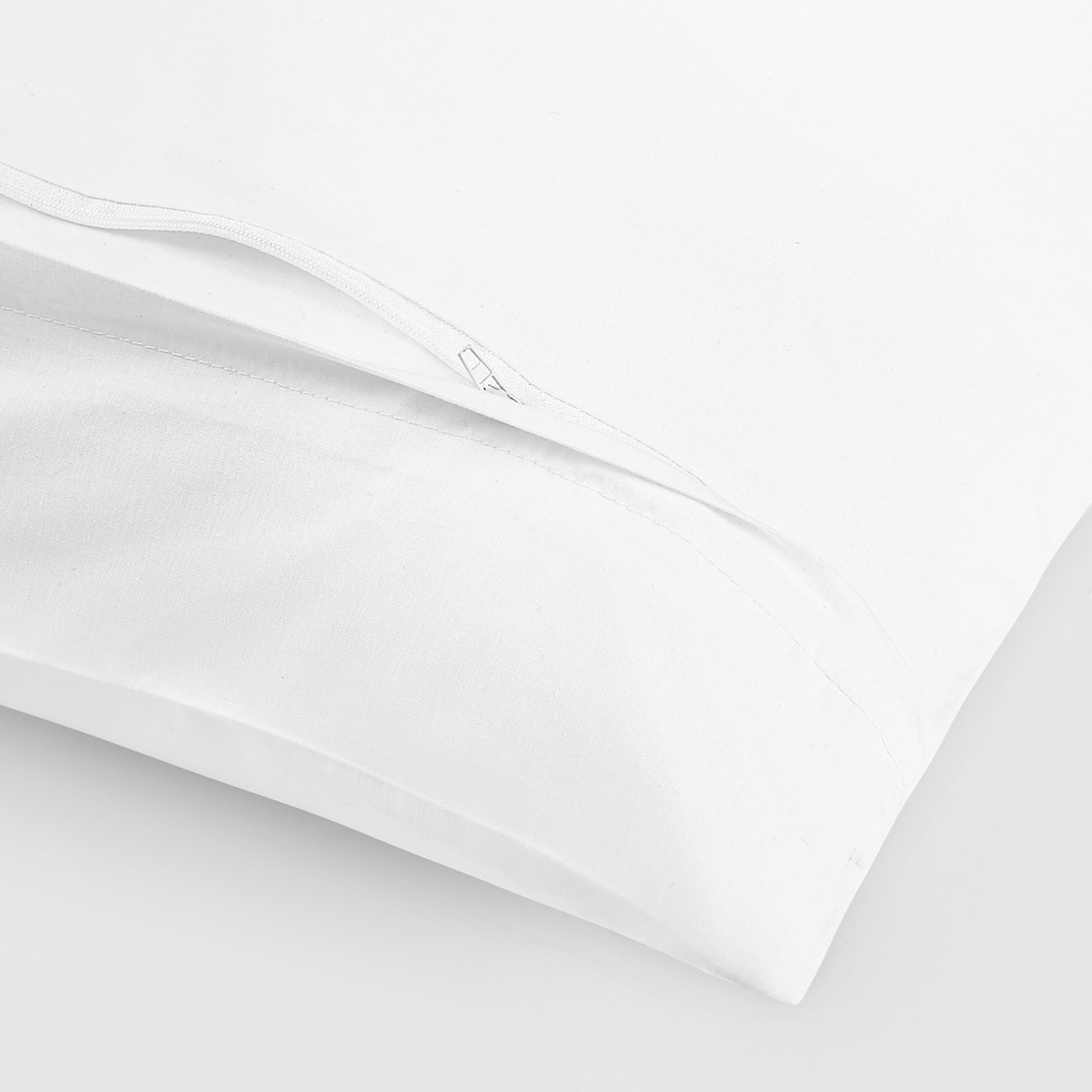 PillowCover-NoIron-HiddenZipper-04.jpg
