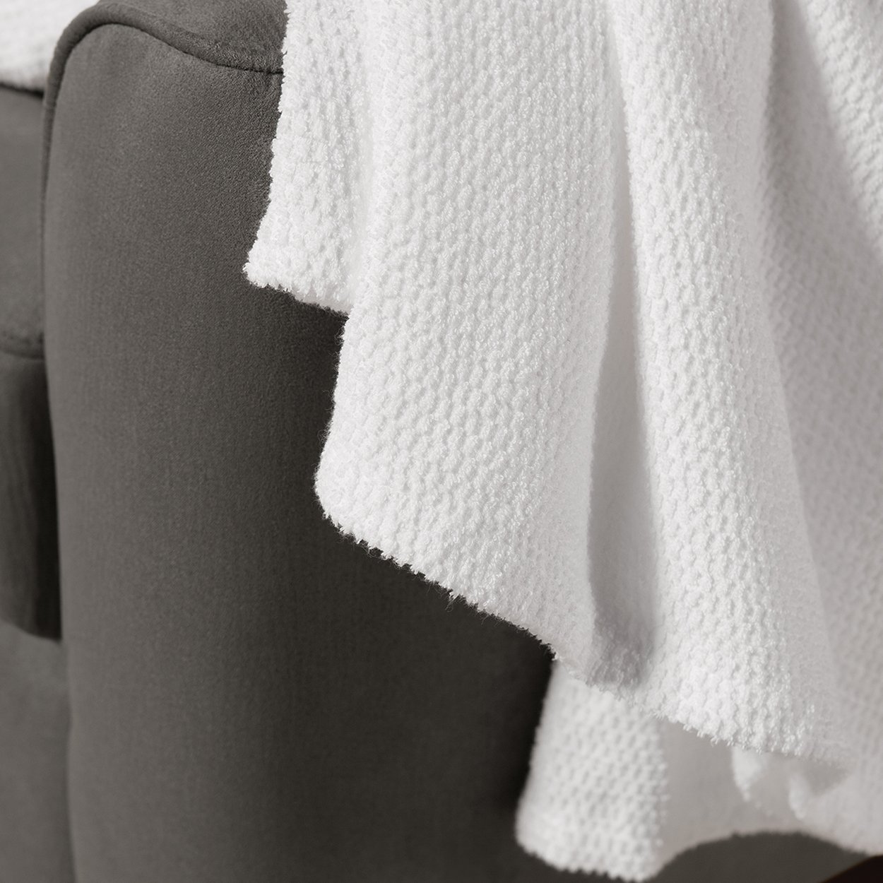 Blanket-Lynova-main-02.jpg