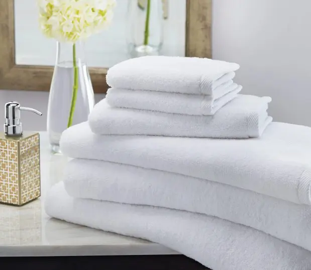 Beautiful image of the luxurious Vidori towels. These quality towels are shown in upscale bathroom.