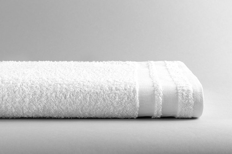 A single towel with double cam border.
