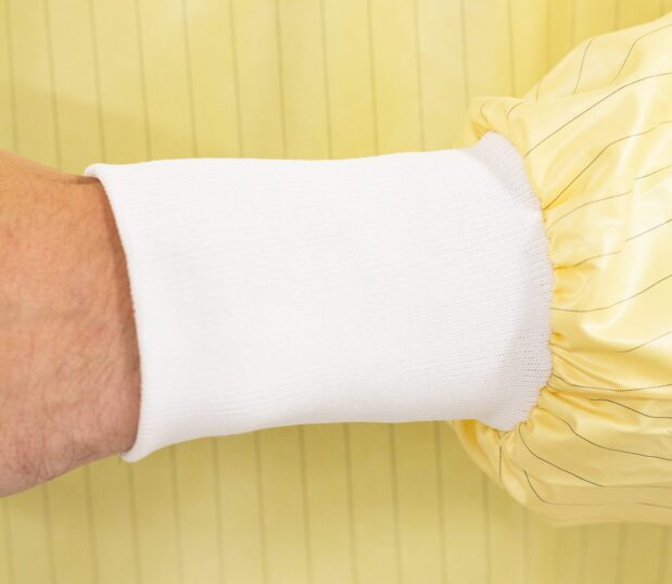 This is a detail of the knitted white cuffs on the EasyRelease® Isolation Gown.
