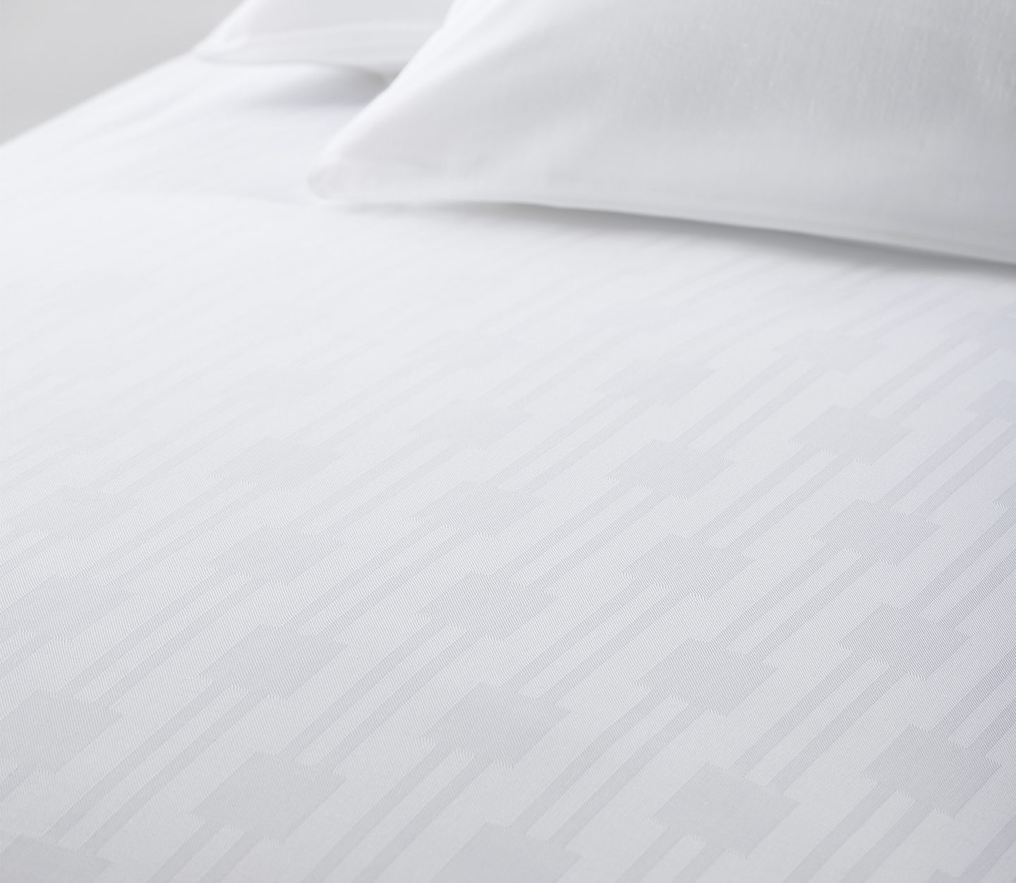 ComforTwill® Reed Top Cover  A Decorative Top of Bed Sheet