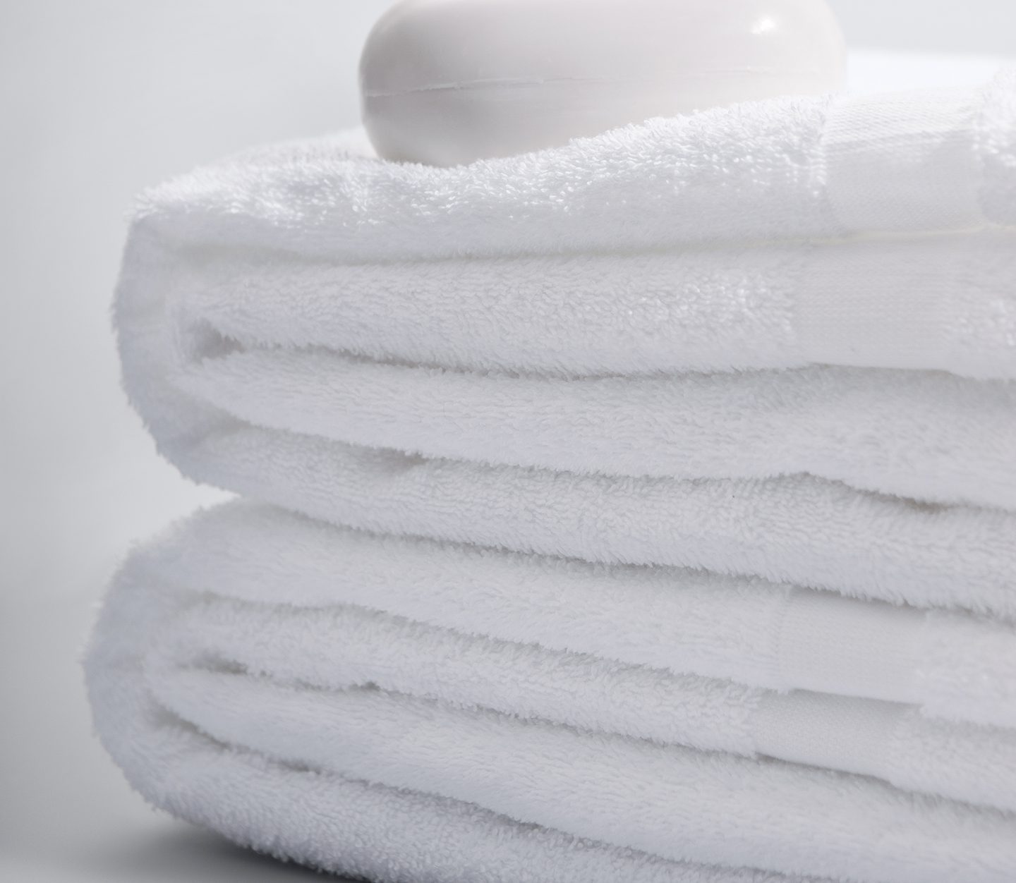 How do hotels keep their towels white and soft? - Textile & Hospitality  Blogs