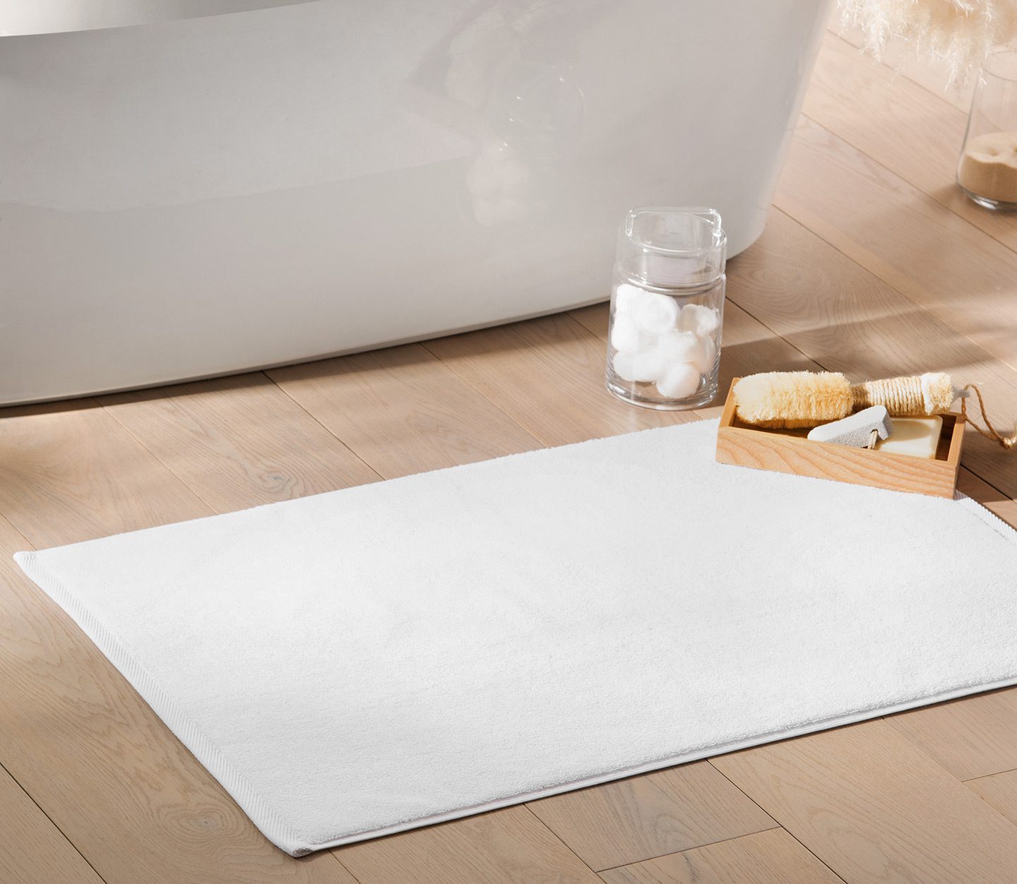 https://www.standardtextile.com/wp-content/uploads/2023/03/Towel-Vidori-Bathmat-05.jpg