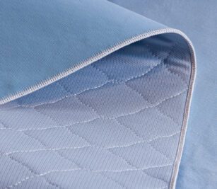PerVal® Underpads feature a scalloped diamond quilting pattern. These incontinence pads disperse moisture more effectively than brushed tricot underpads.