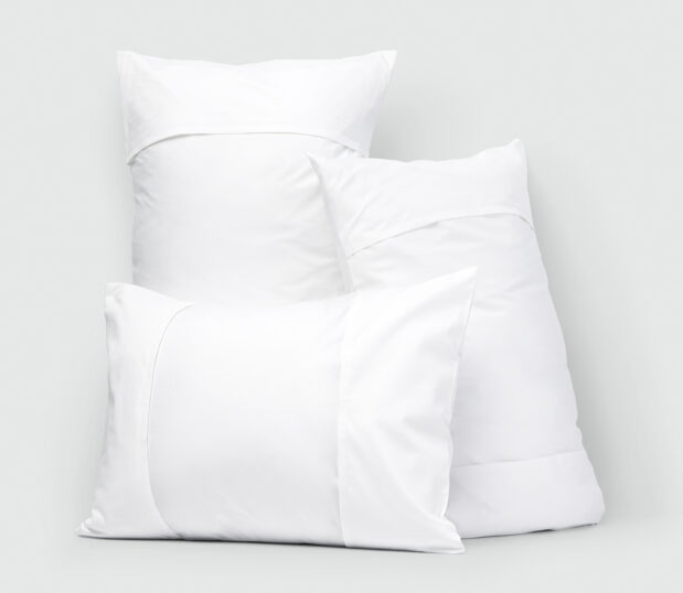 EZ FIT pillowcases in Centima solid fabric.