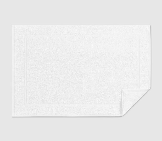 Designed for budget-minded properties, these Standard Express bath mats are an excellent option.