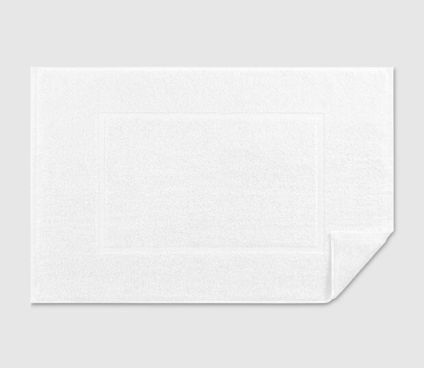 Designed for budget-minded properties, these Standard Express bath mats are offered in 2 sizes.